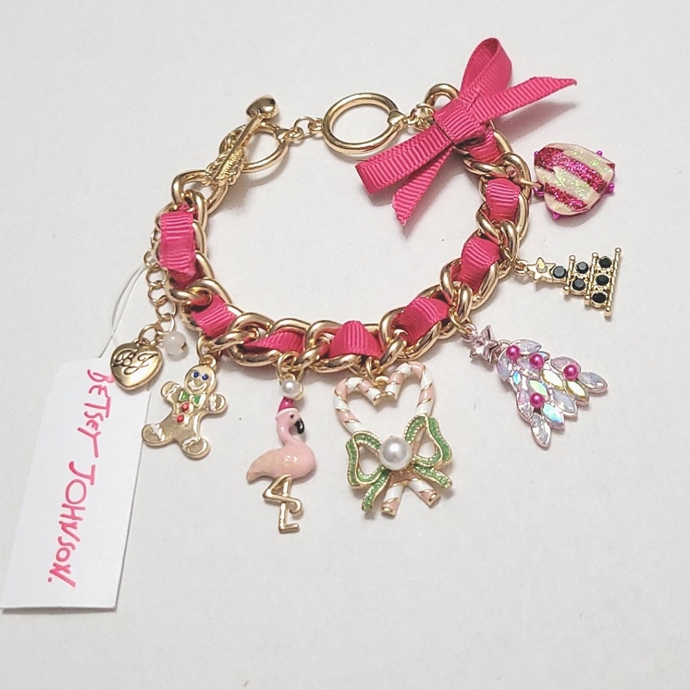 New Betsey Johnson Christmas Charm Bracelet